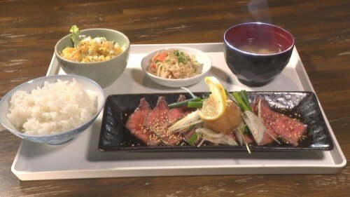 ④ローストビーフ_グループ (500px).jpg