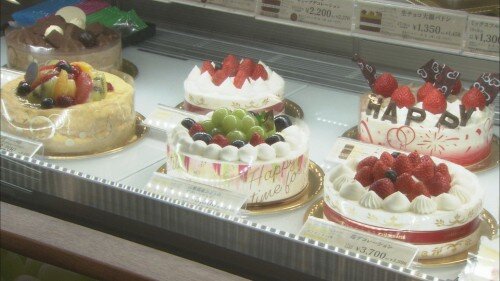 シャトレーゼ-ケーキ (500px).jpg