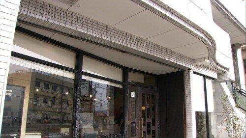 カフェドオリーブ外観 (500px).jpg