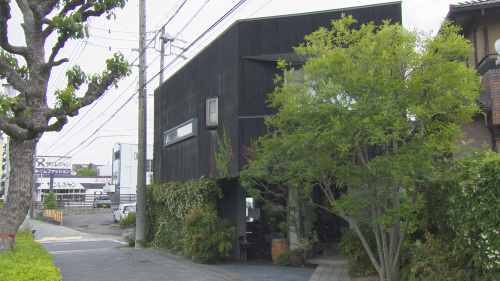 松本珈琲工房外観 (500px).png